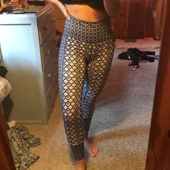 Leggings - Picture 2 of 3